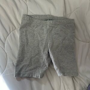 4 pair of little girls shorts